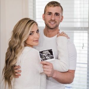 Meet your Posher, Mia